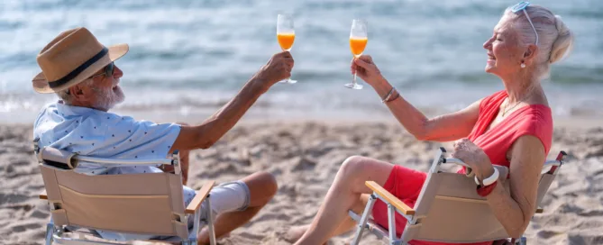 best beach towns for retirement - banner